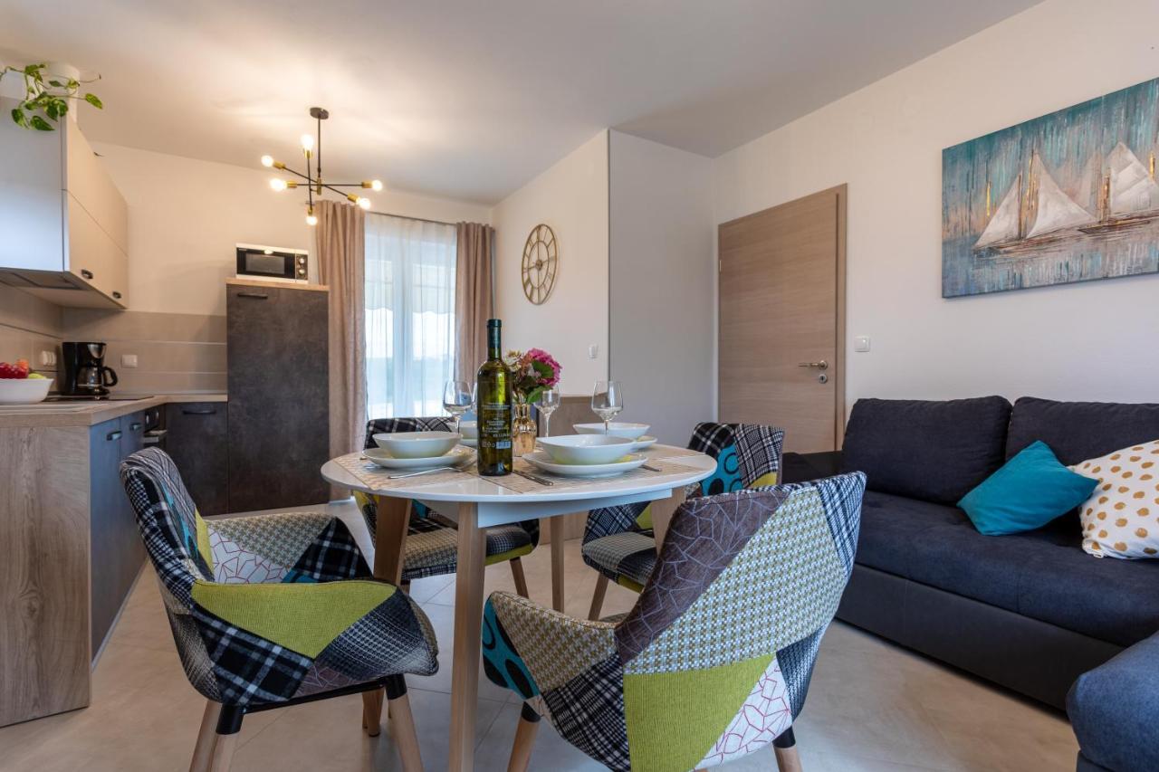 Apartment Ivan Sveti Ivan Dobrinjski 外观 照片